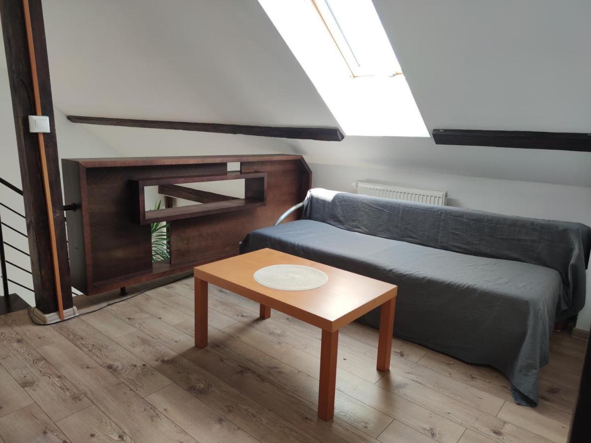 Attic Parkview Apartment Piest'any Exterior foto