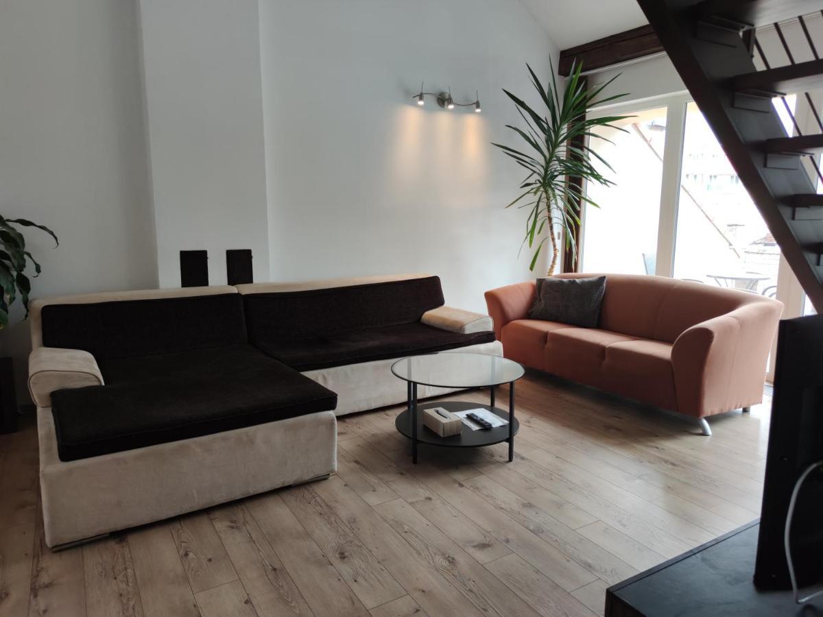 Attic Parkview Apartment Piest'any Exterior foto